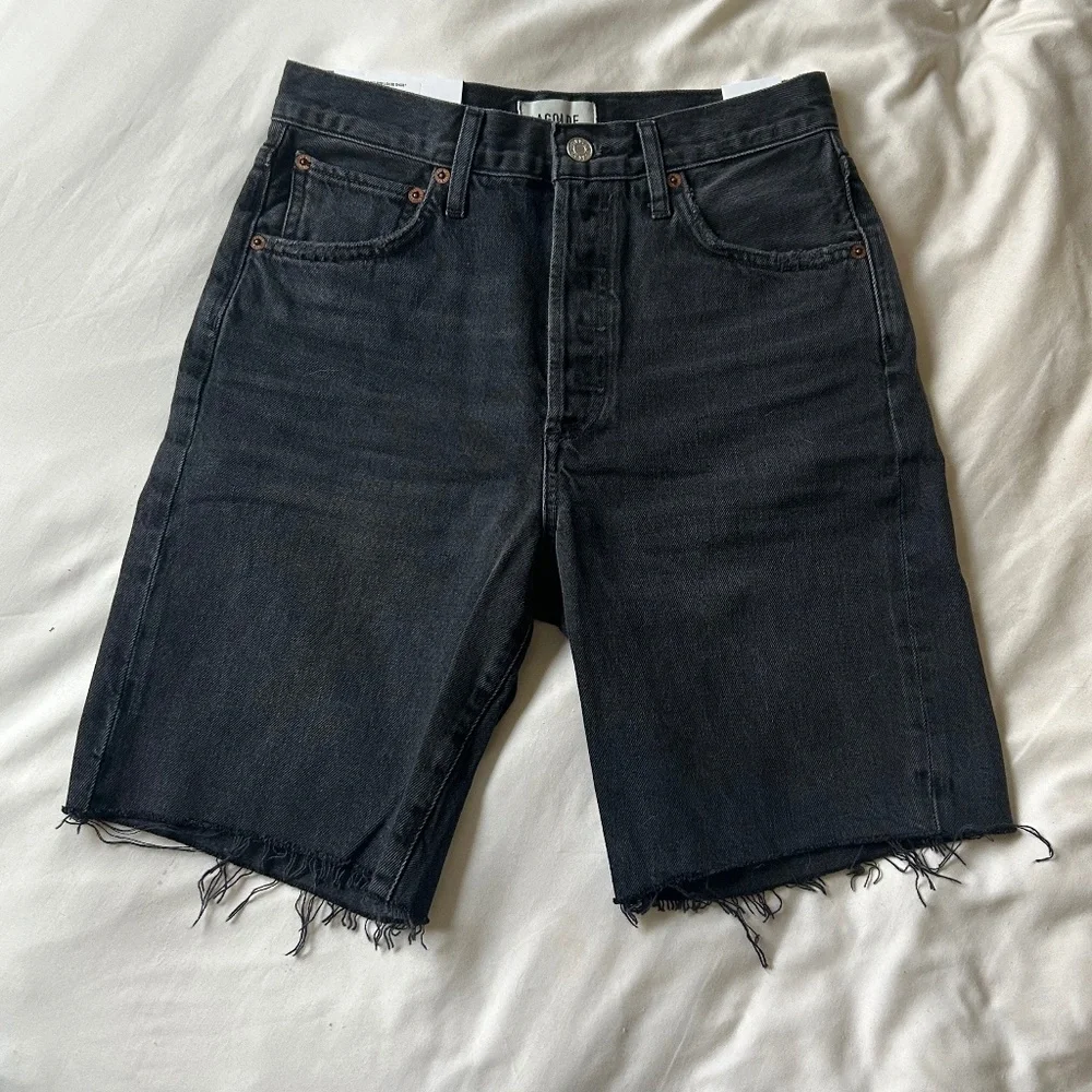 New Agolde 90s shorts - Picture 2 of 3